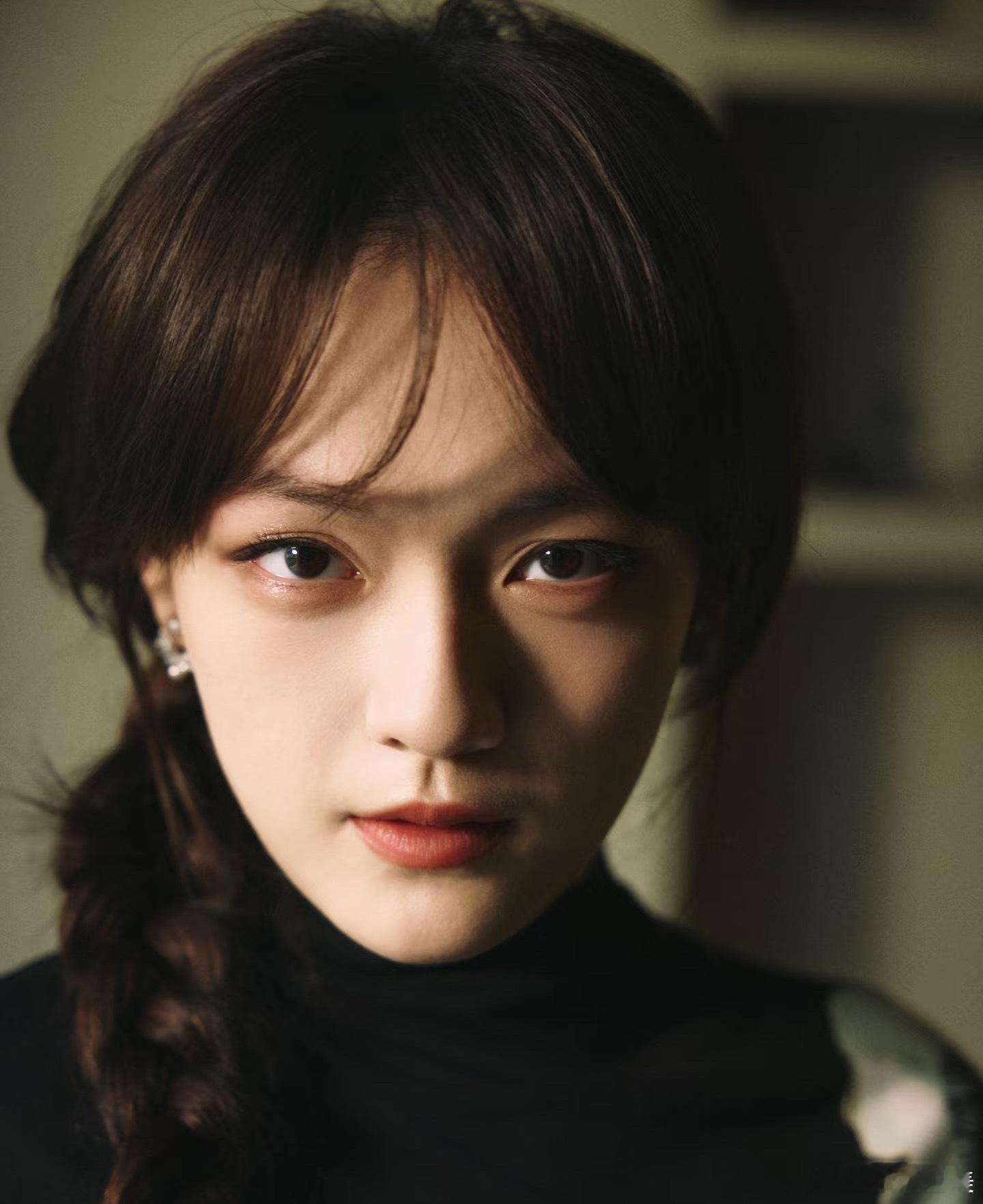 文淇 高干文女主文淇的气质可不是高干文女主。她是那些被权利欲望支配很深的人这辈子