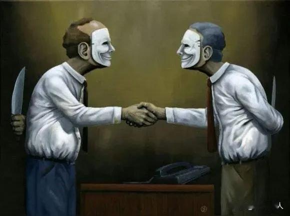 下棋的时候，高明的棋手会把陷阱伪装成巨大的诱惑，让你上当。社会的规则也一样，很多