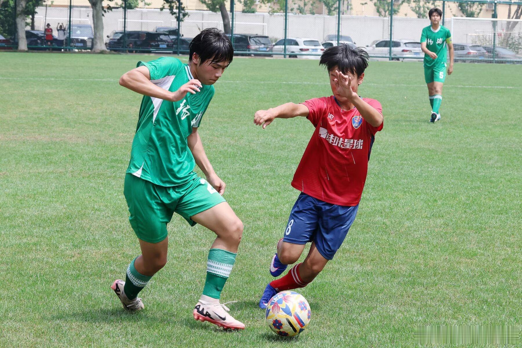 青训摄影师 北京时间5月23日上午，2026 年 “卡尔美杯” 上海市青少年足球
