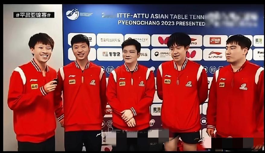 一眼梦回！这才是当年男团的“王炸阵容”啊✨
 
刷到这张2023平昌亚锦赛的男团