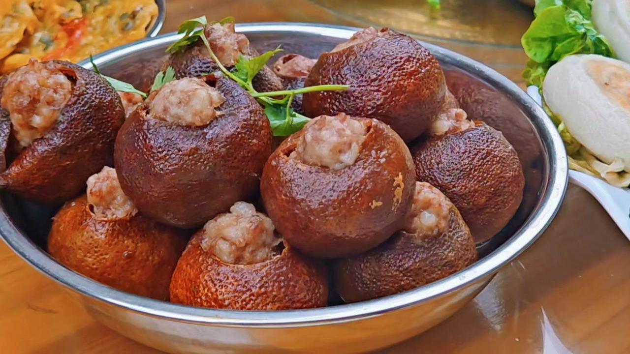 🍊在浦北县平睦镇瓦朝田村的陈皮果农家，吃到了心心念念的陈皮酿！

精选道地药材