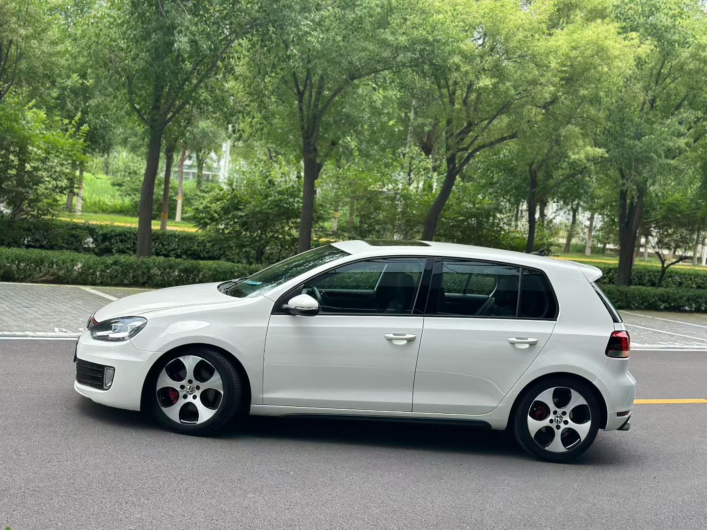 车况好的老车一眼就能看出来根本不需要验车  ------------高彦 