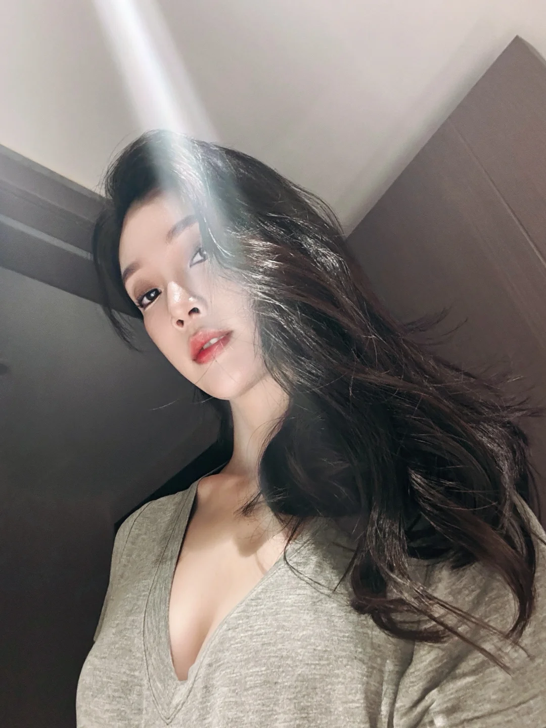 卸妆前得自恋一会儿～～～嘻