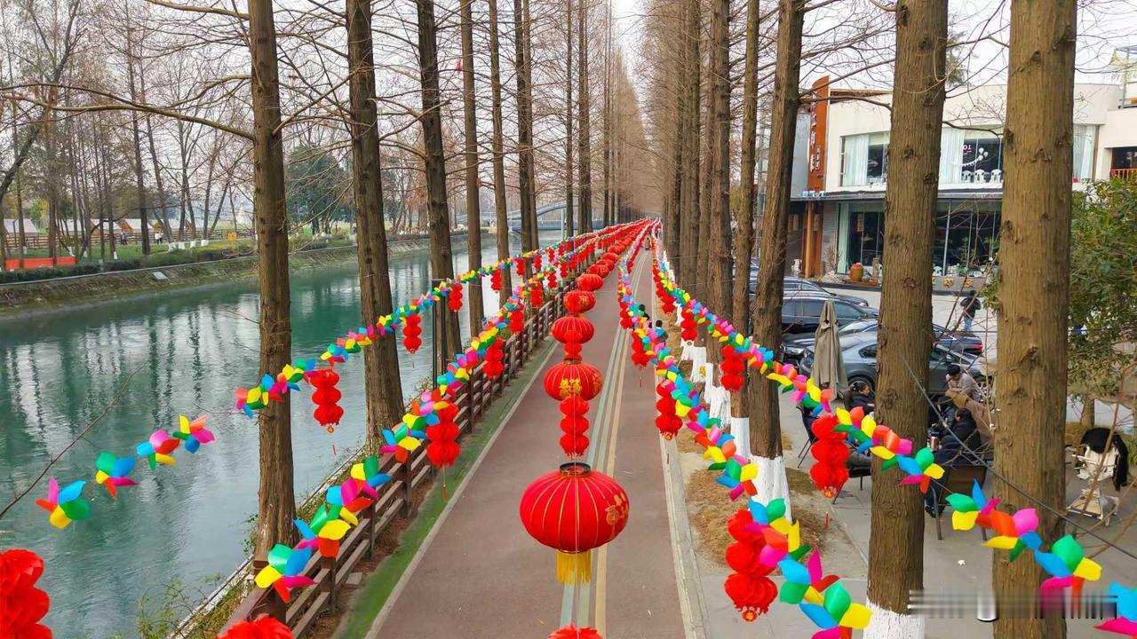 有点儿年味了
郫都  安靖
图文：专业摄影直播   冯振伟