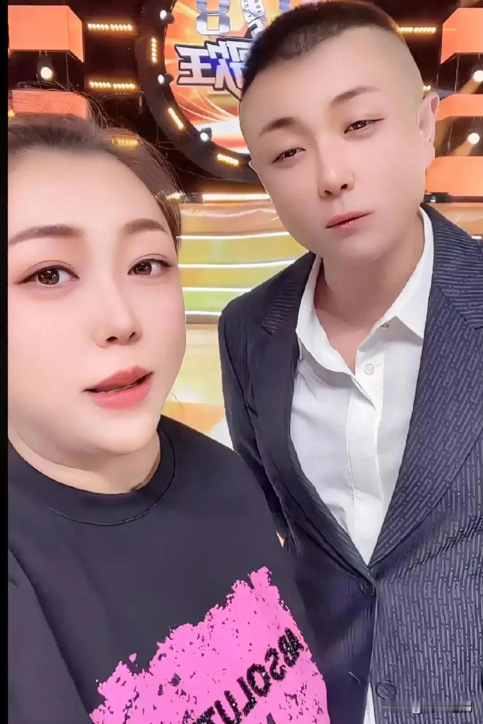 四合不会亏待每位艺人
马洪涛旗下的艺人大圆圆，曾参加过湖南卫视举办的《超级女声》