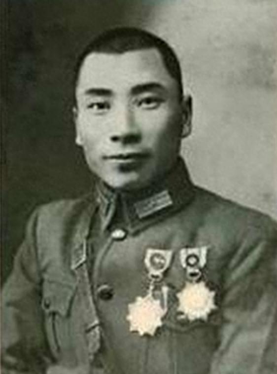 黄埔一期生在抗战歼灭六万日军，为什么1951年他却被判处死刑？
1948年7月中
