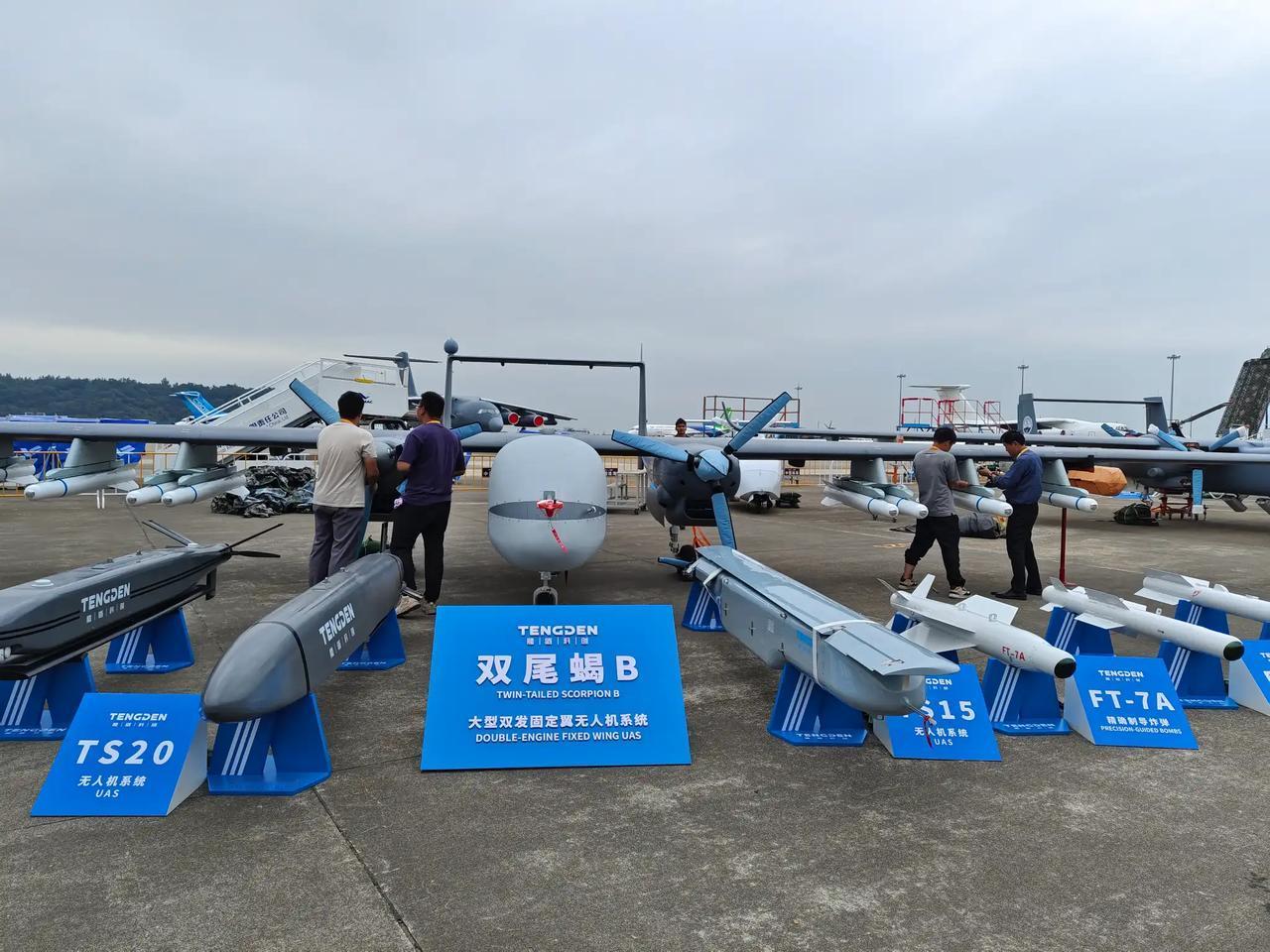 这是现场拍的。兵器馆内还有北方工业的重型无人机展示。