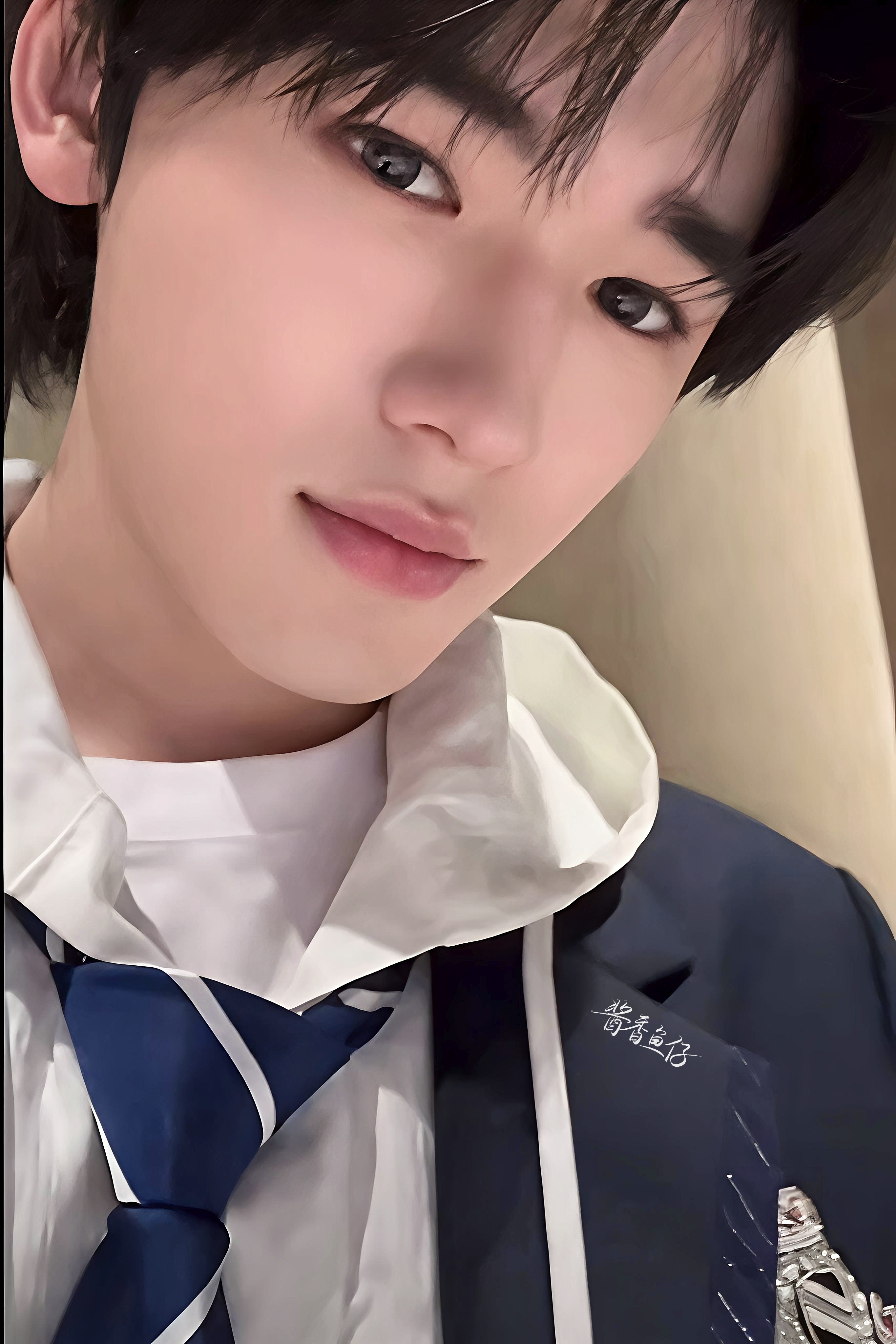 宋亚轩🐬宋亚轩比心比耶比小狗耳朵🐬宋亚轩 没有任何击杀但是mvp 奇怪你爱小