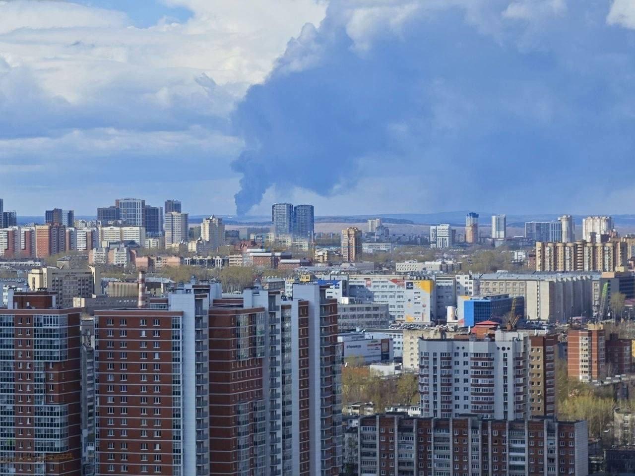 俄罗斯卫星网在4月28日报道称，俄罗斯国防部长安德烈∙别洛乌索夫在上海合作组织成