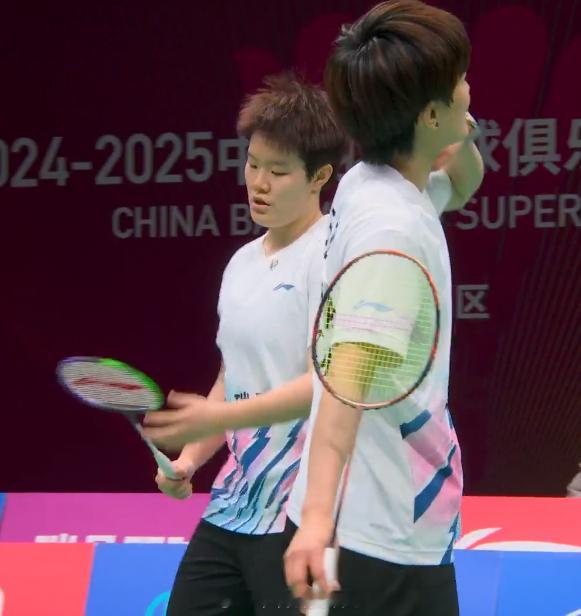 郭雨欣/秦添悦 8-11 2-11 11-5 6-11 刘圣书/王祉怡 