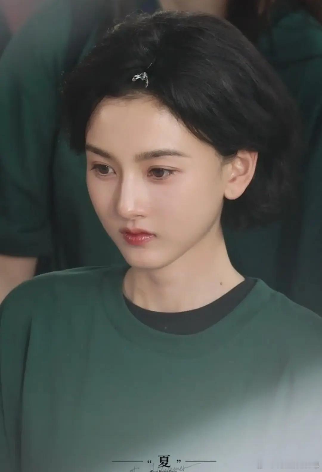🦢宋祖儿《寒夜无声》开机照，怎么样？ ​​​