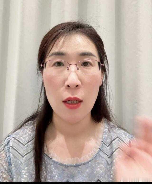 胚胎案原配否认花5万给狗庆生 清官难断家务事啊，来说是非者必是是非人，到目前为止