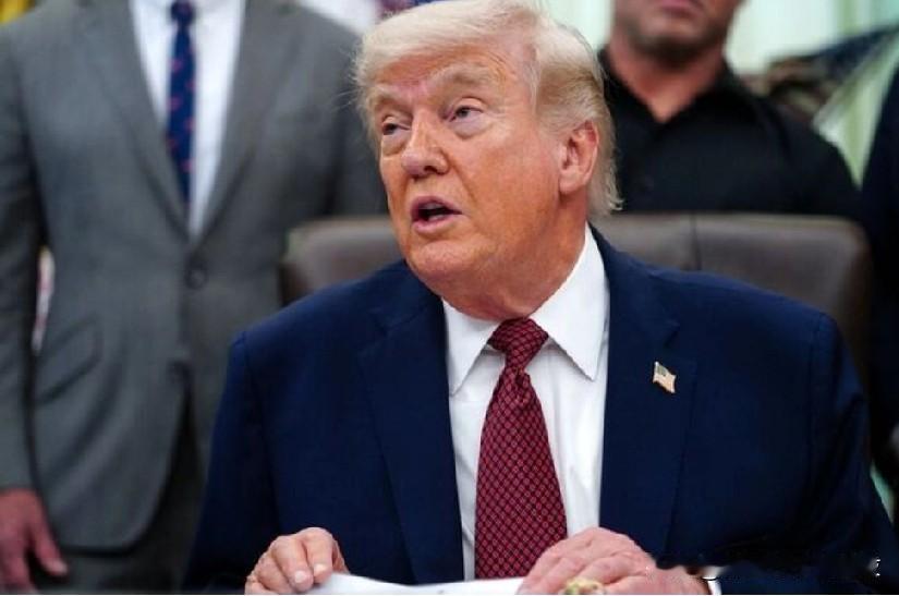 特朗普告诉福克斯新闻如果伊朗想谈判，可以打电话给美国。
路透华盛顿 4 月 26