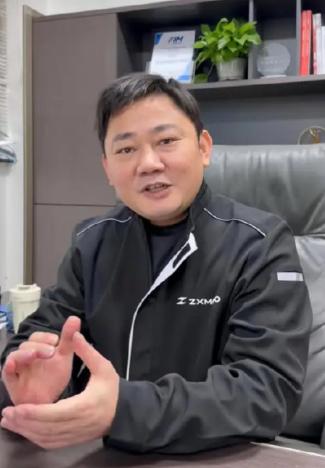 [浮云]张雪机车又赢了！5月17号捷克站，车手德比斯在最后一圈硬生生反超雅马哈，