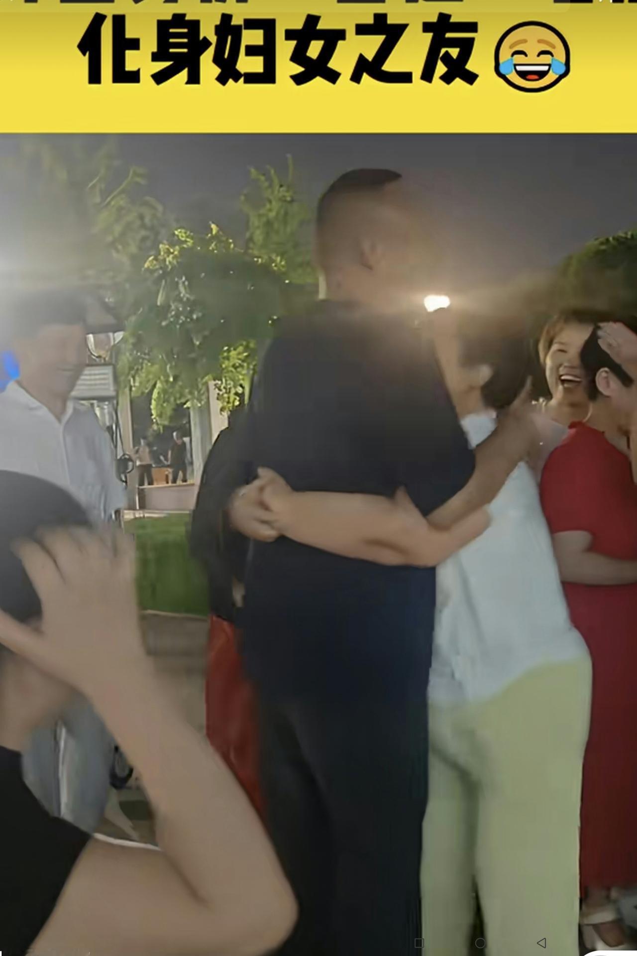“胖东来”回到许昌成了“香脖脖”！
大家看看：许昌的“百亿企业家”胖东来从北京参