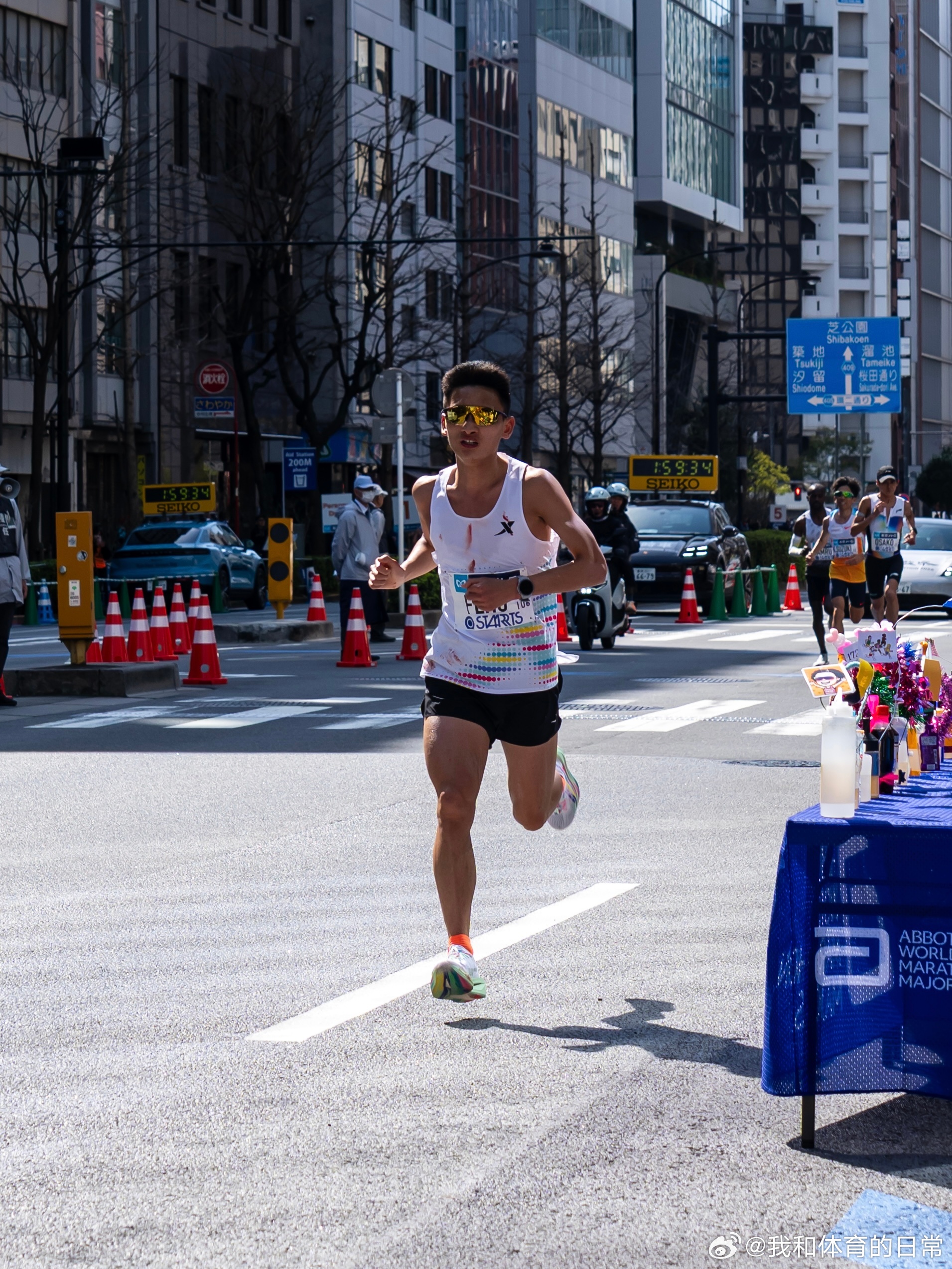 丰配友一战“丰”神！2:05:58！在东京马拉松赛场创造了新的中国马拉松纪录！还