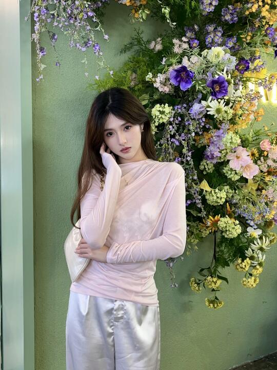春日outfit🌸˙ᵕ˙ ˚ ꒰ఎ മ എ എ