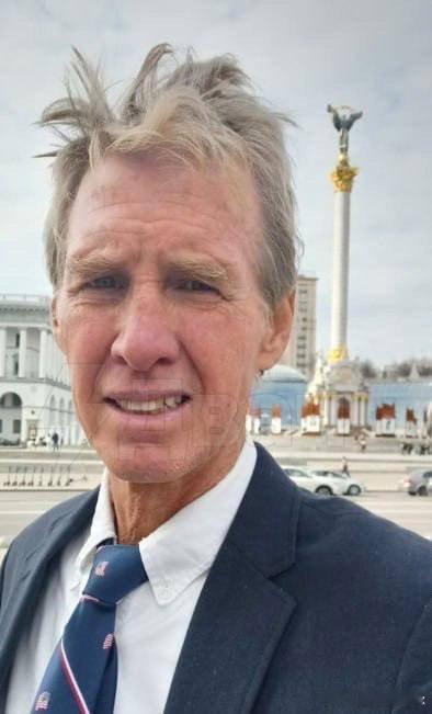昨天，特朗普的生命再次遭到威胁，目前已知：- 嫌疑人：Ryan Ruth，58 