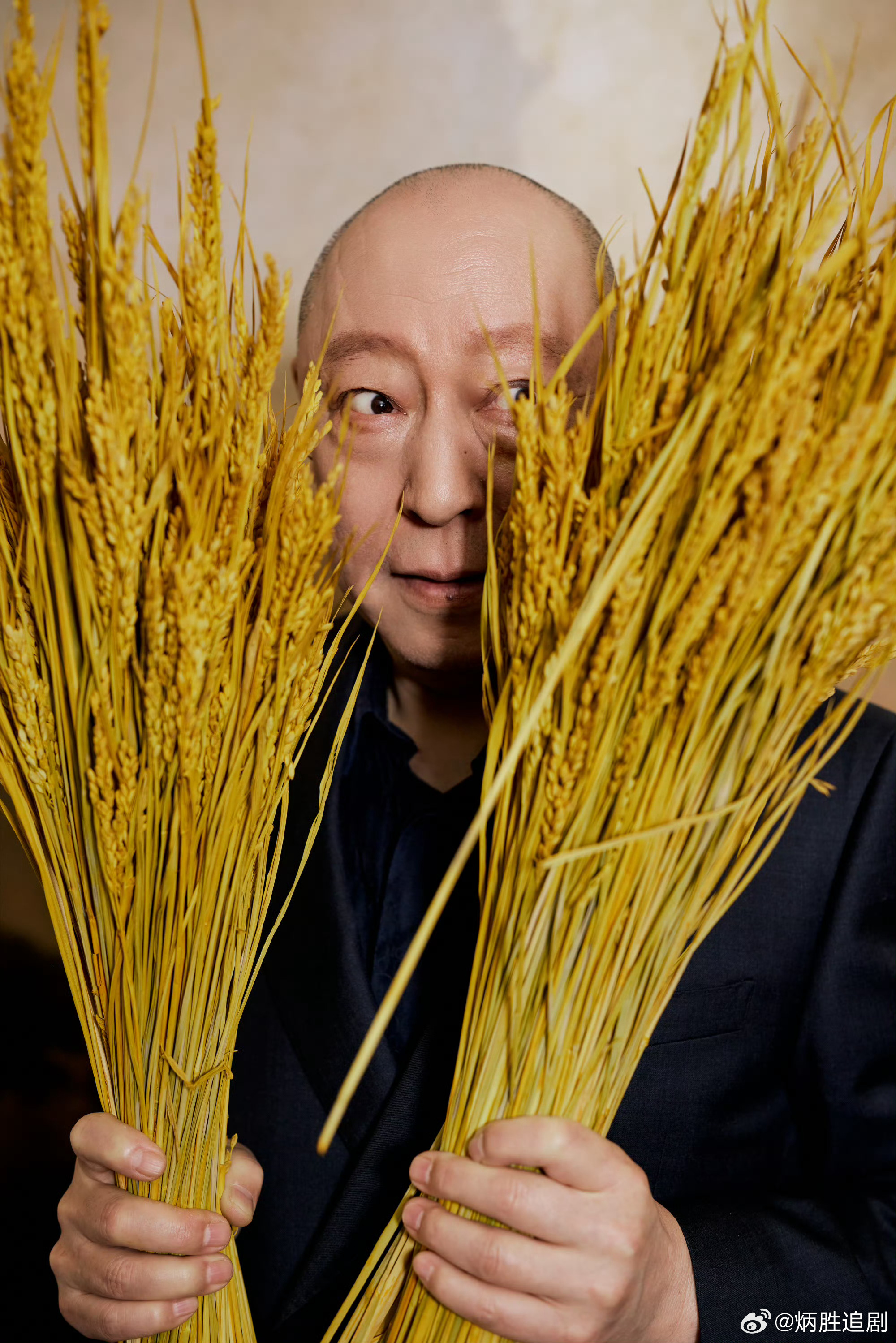 倪大红老师好有喜感，携作品《生万物》提名最佳男配角🙊🙊 