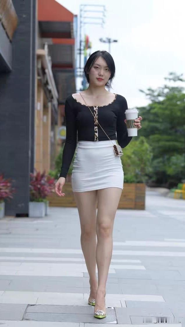 分享甜美小姐姐随手拍