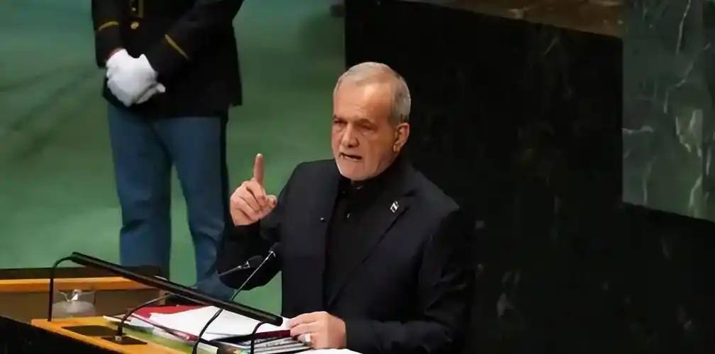 谁能想到！一个国家的元首，跑到联合国开个会，散场之后才发现自己兴许回不去了？
