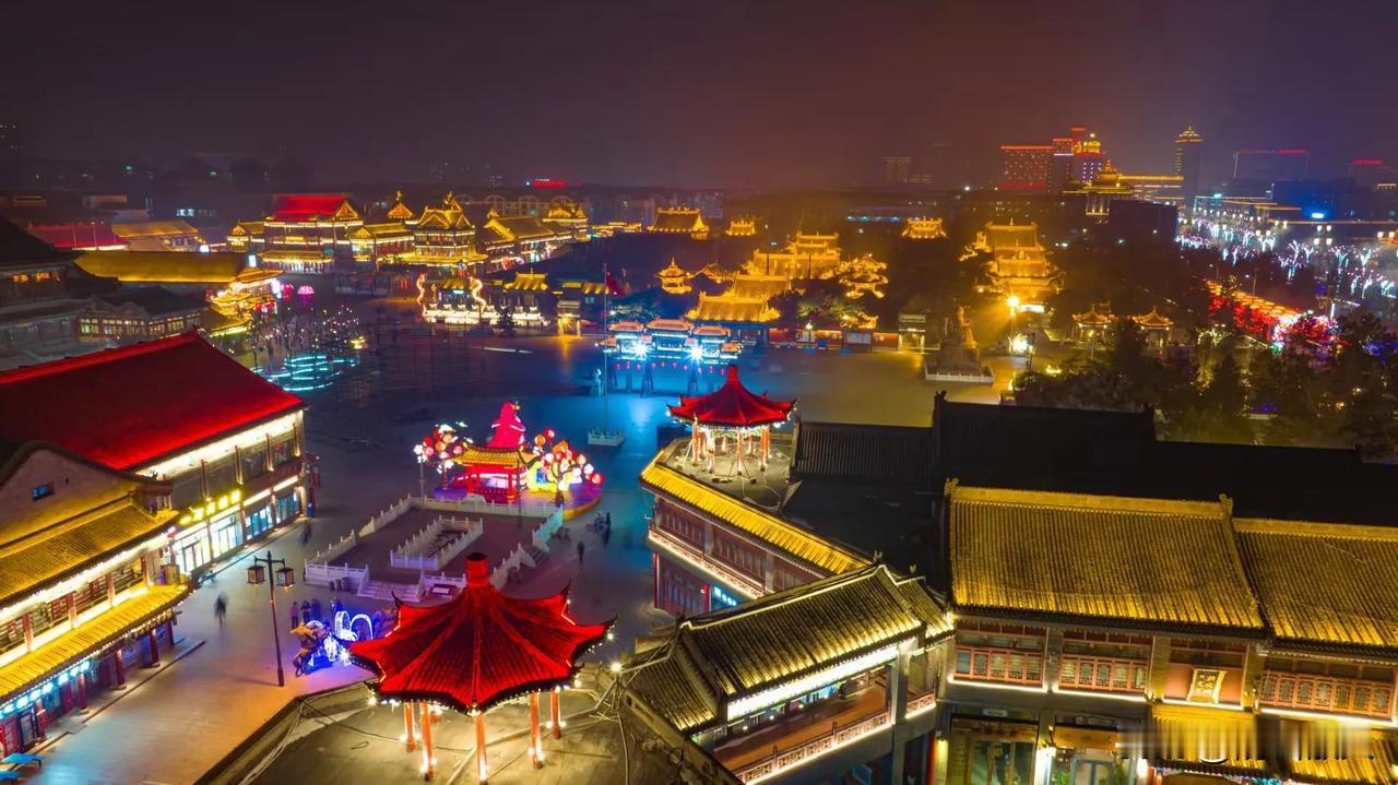 呼和浩特这几条特色街区作为文旅产品建设工程还是值得关注的。

比如作为历史文化主