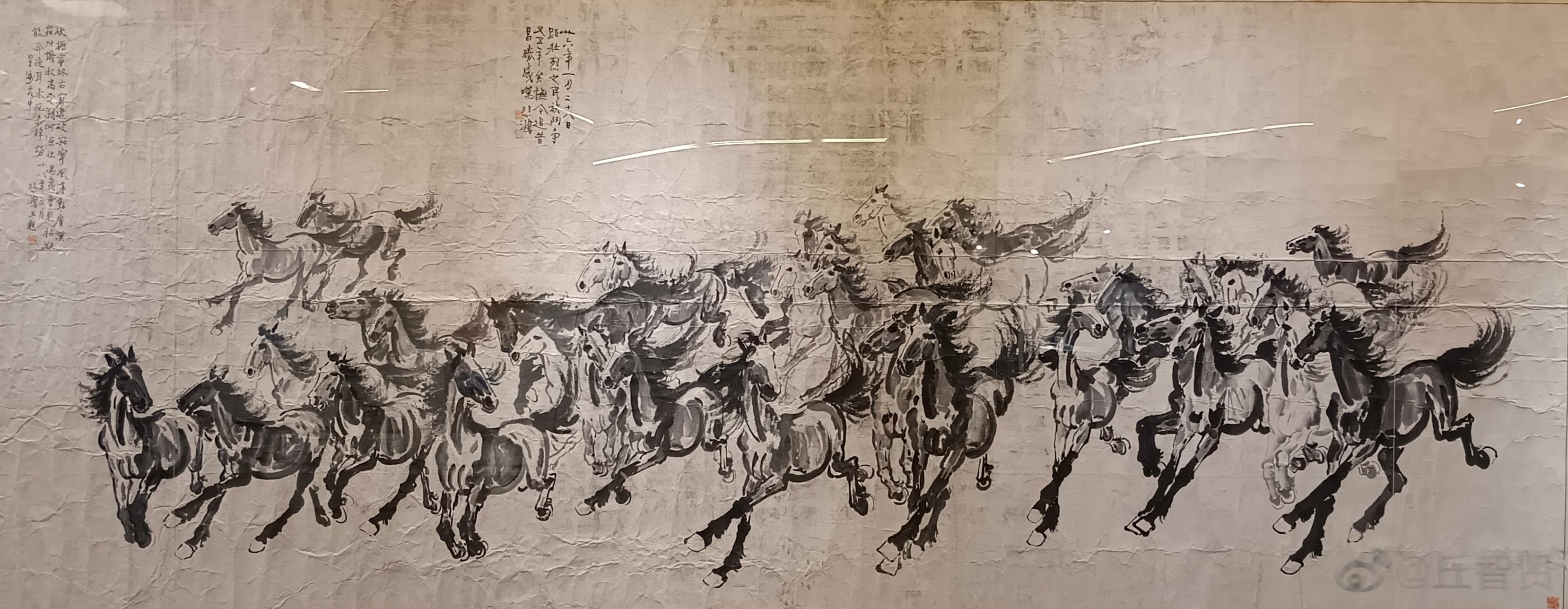 徐悲鸿奔马画作纪念抗战中正纪念堂正展出徐悲鸿先生当年一幅奔马画作，上有当年画家为