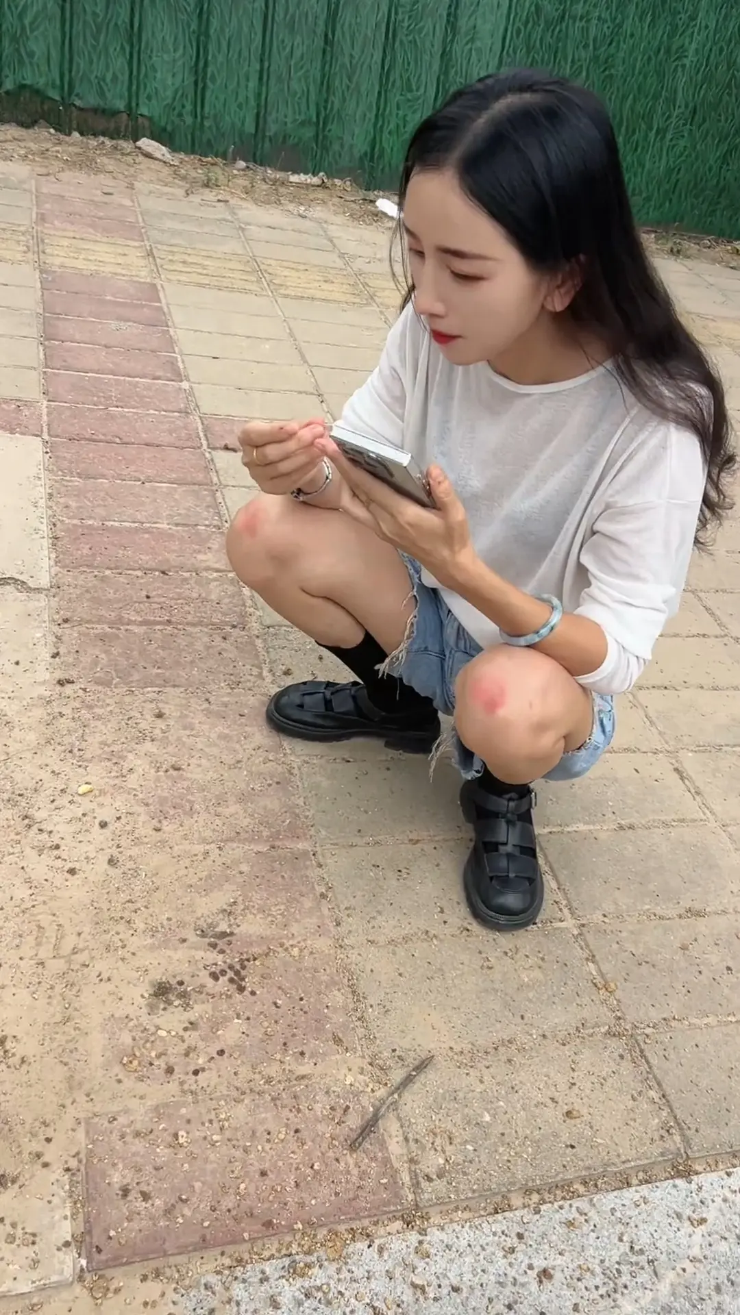 你信不信？丈夫一旦负债，基本都会被离婚几乎无一例外，这说明呐，男人只要...