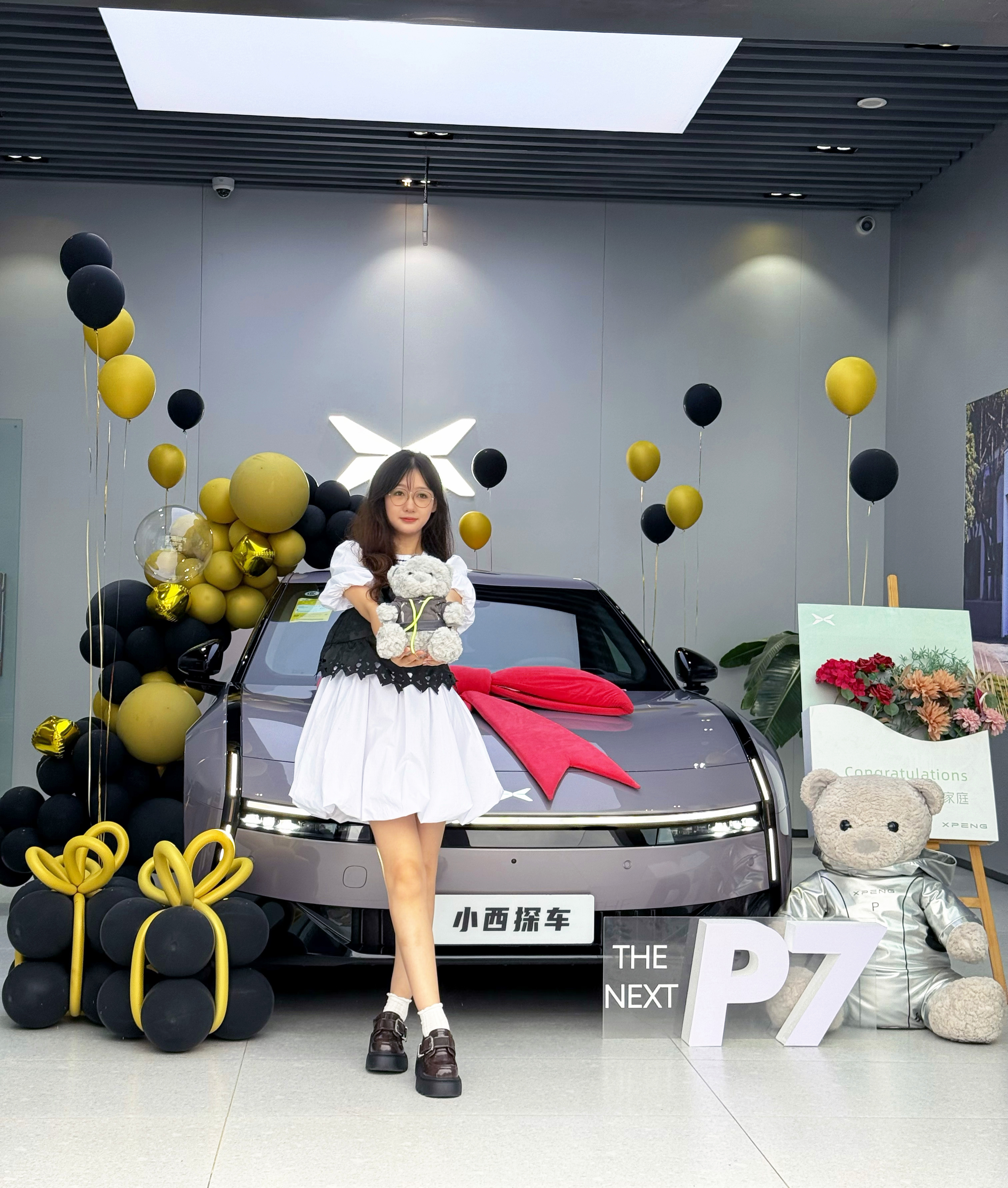 今天解锁新身份～成为全新小鹏P7车主一枚，我前几天参加小鹏P7发布会点时候，就已