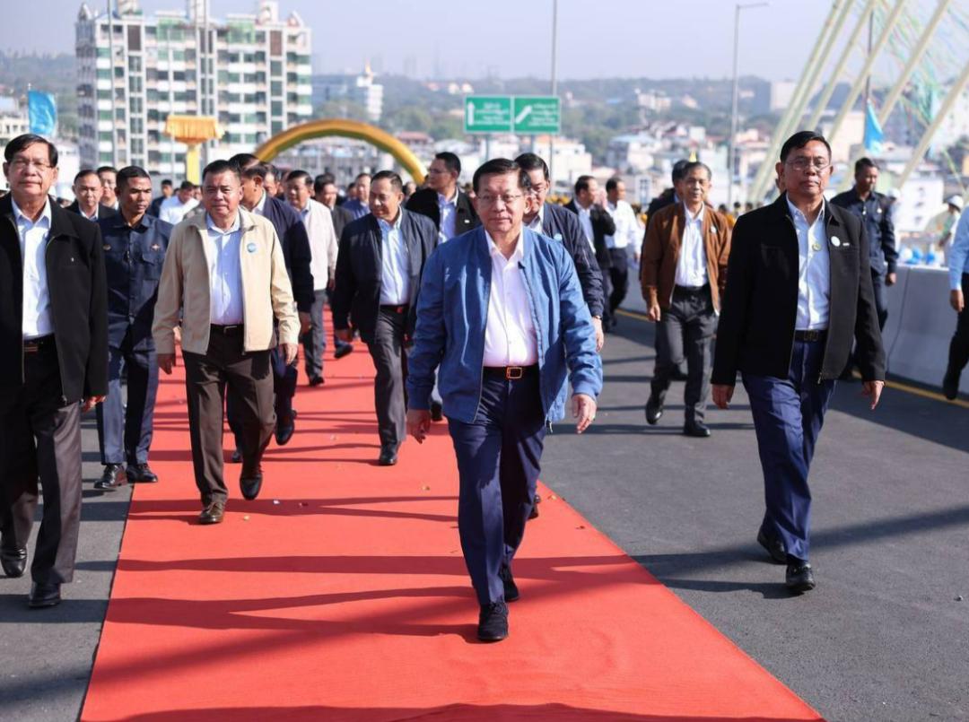 轰动缅甸全国的大桥正式通车，敏昂莱大将出席通车仪式