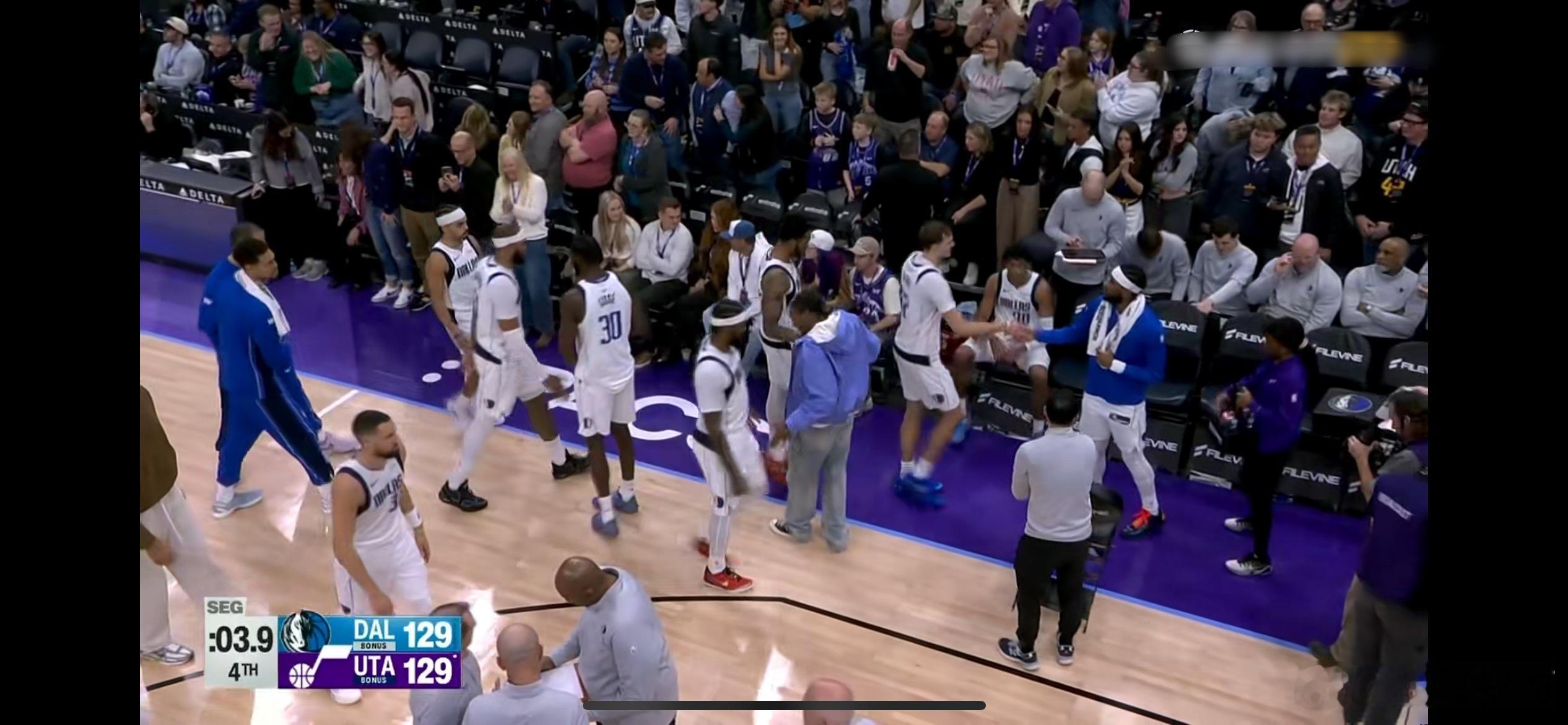 MFFL 克里斯蒂这个前场篮板太重要了！爵士战胜独行侠独行侠vs爵士NBA全明星