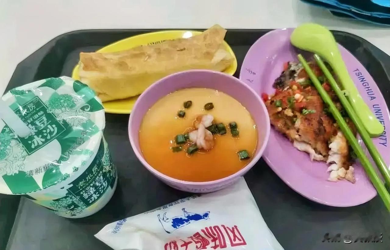 早餐
要吃够10块钱的
这个营养搭配合理吗？
会不会容易长胖
我都可以去给养猪场