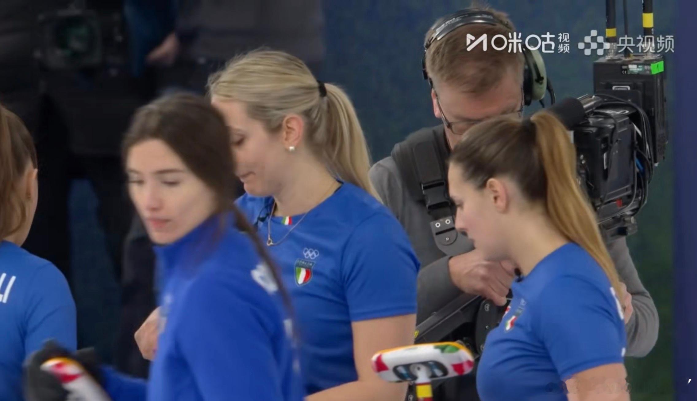 中国7-7意大利 第九局得2分成功现在进入第十局 