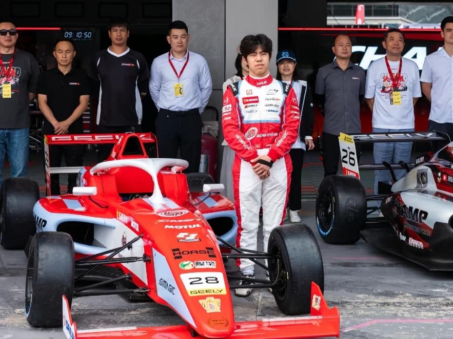 2026F4宁波站有五位实力顶尖、最有机会拿冠军的车手。第一名陈誉齐，效力冠军赛