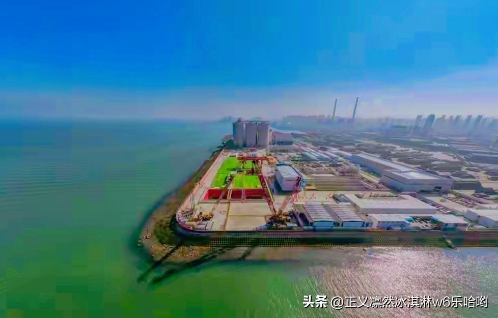 去探访世界建设规模最大的海底道路隧道，那感觉就像开启一场神秘冒险。想象一下，在幽