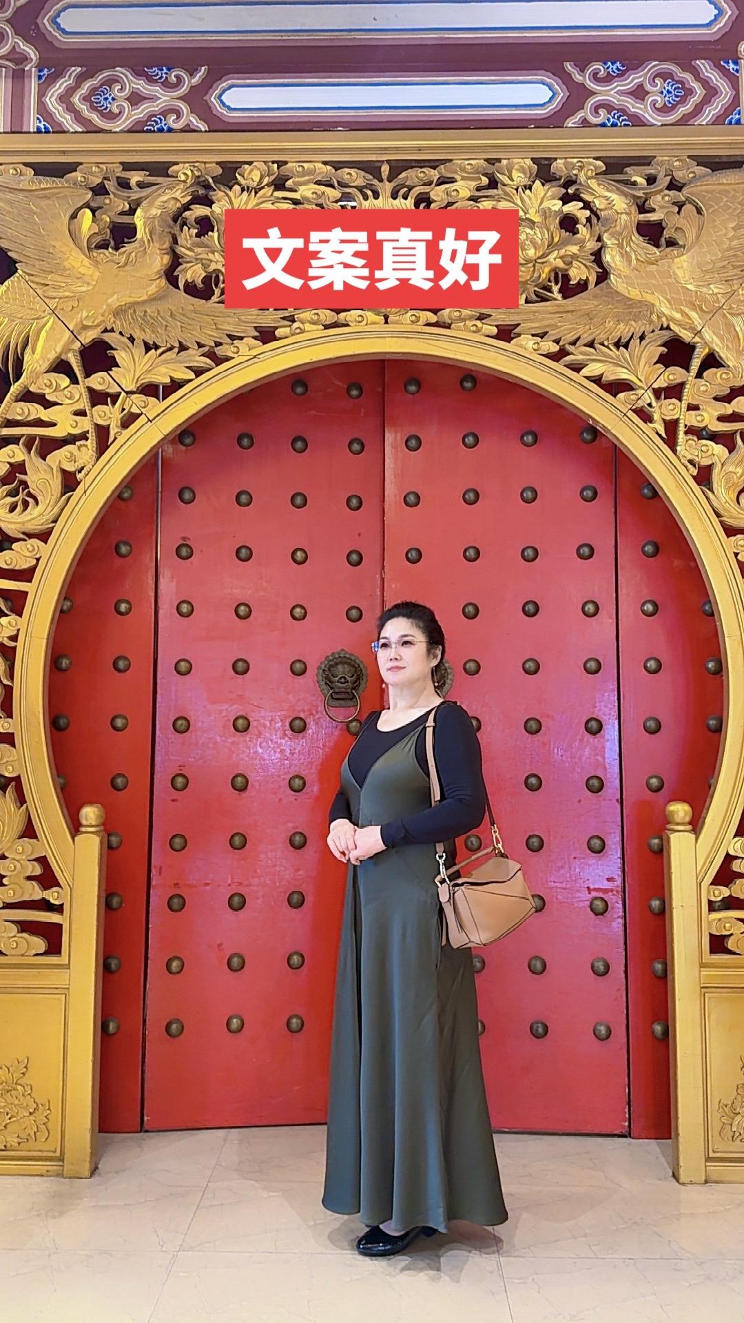 1.其实结不结婚，都会后悔，巷子里的猫很自由，却没有归宿；围墙里的狗有...