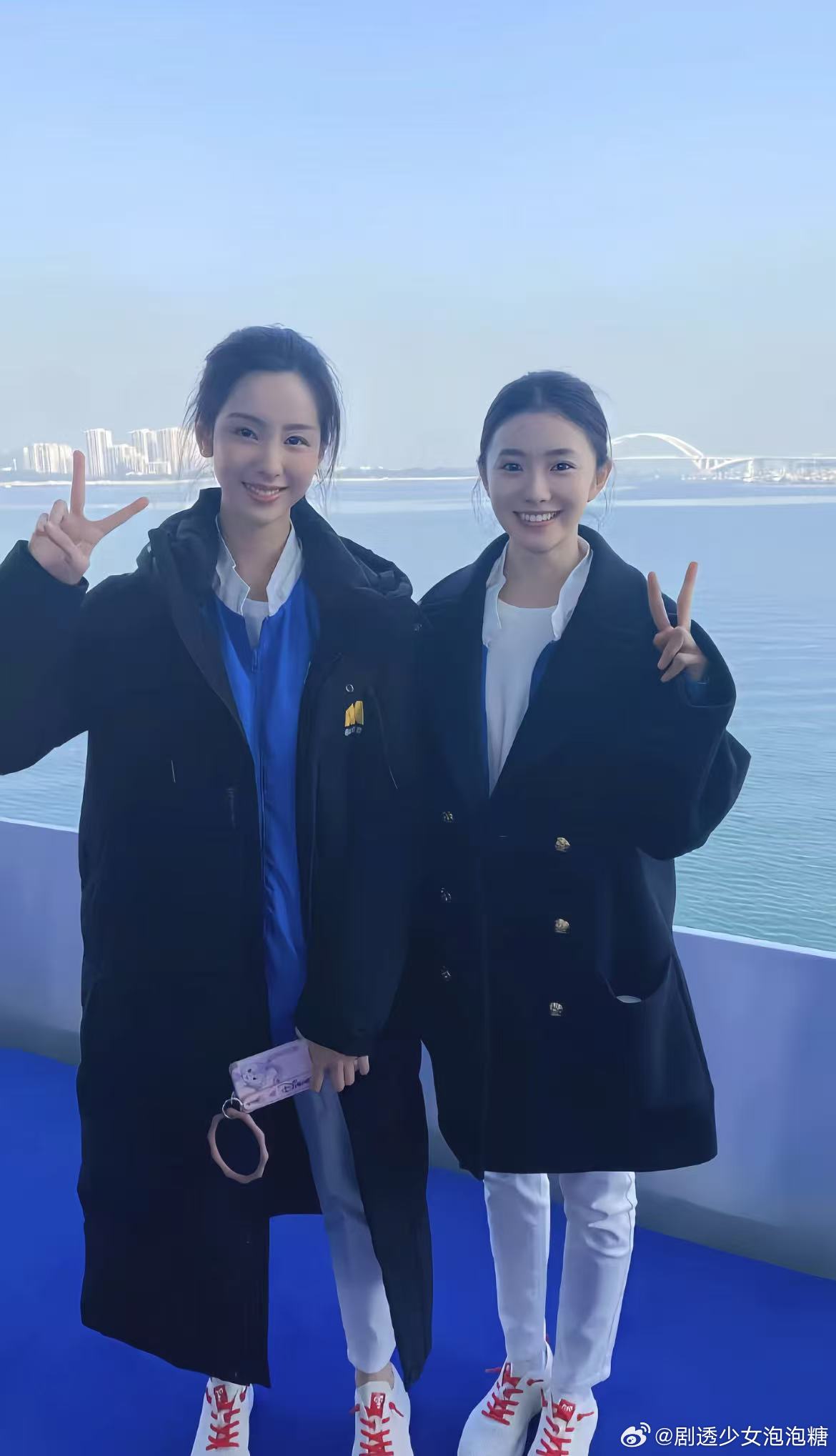 陈都灵 刘浩存合照🈶，谁懂啊同时喜欢她们两个！ ​​​