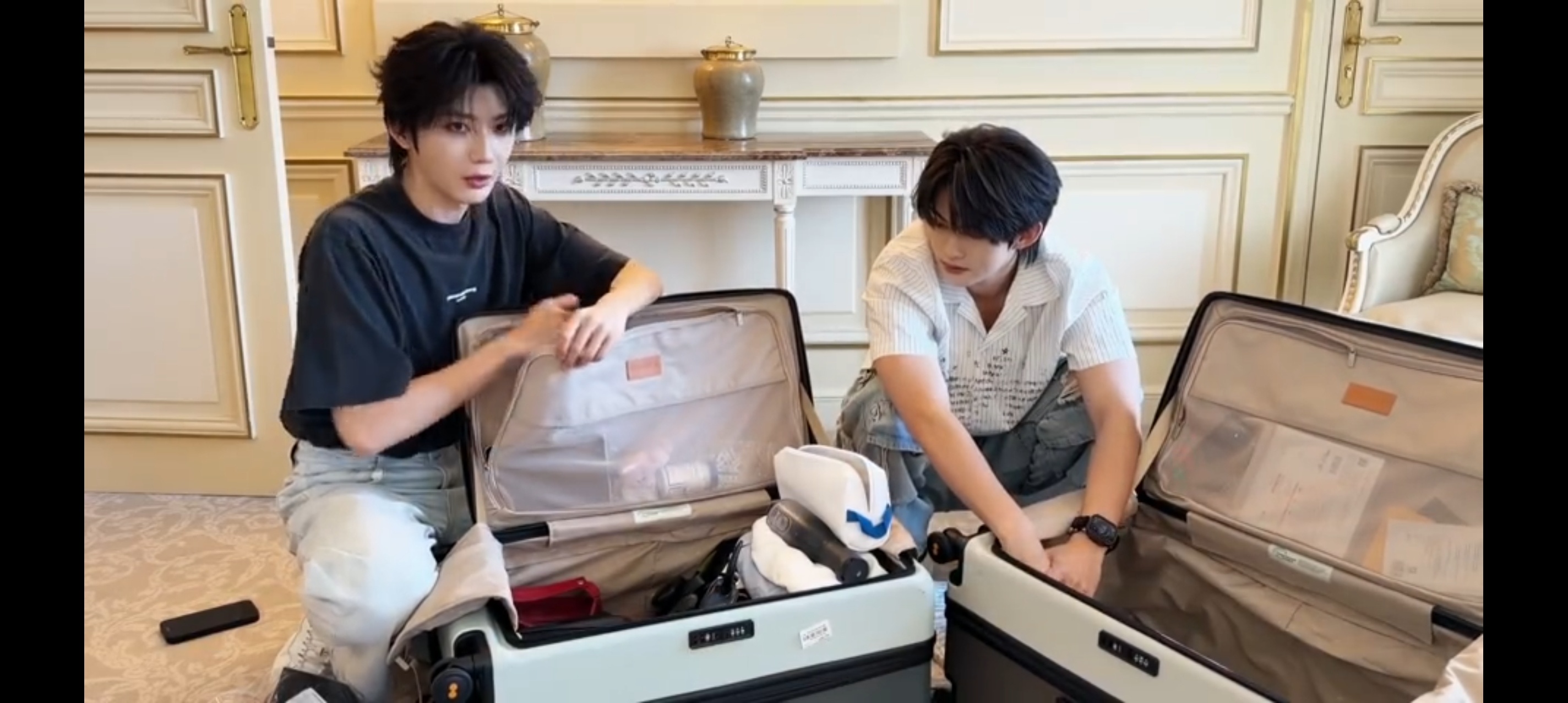 粗糙的丈夫和精致的妻子…不吃辣你带那么多辣椒粉干什么？ 