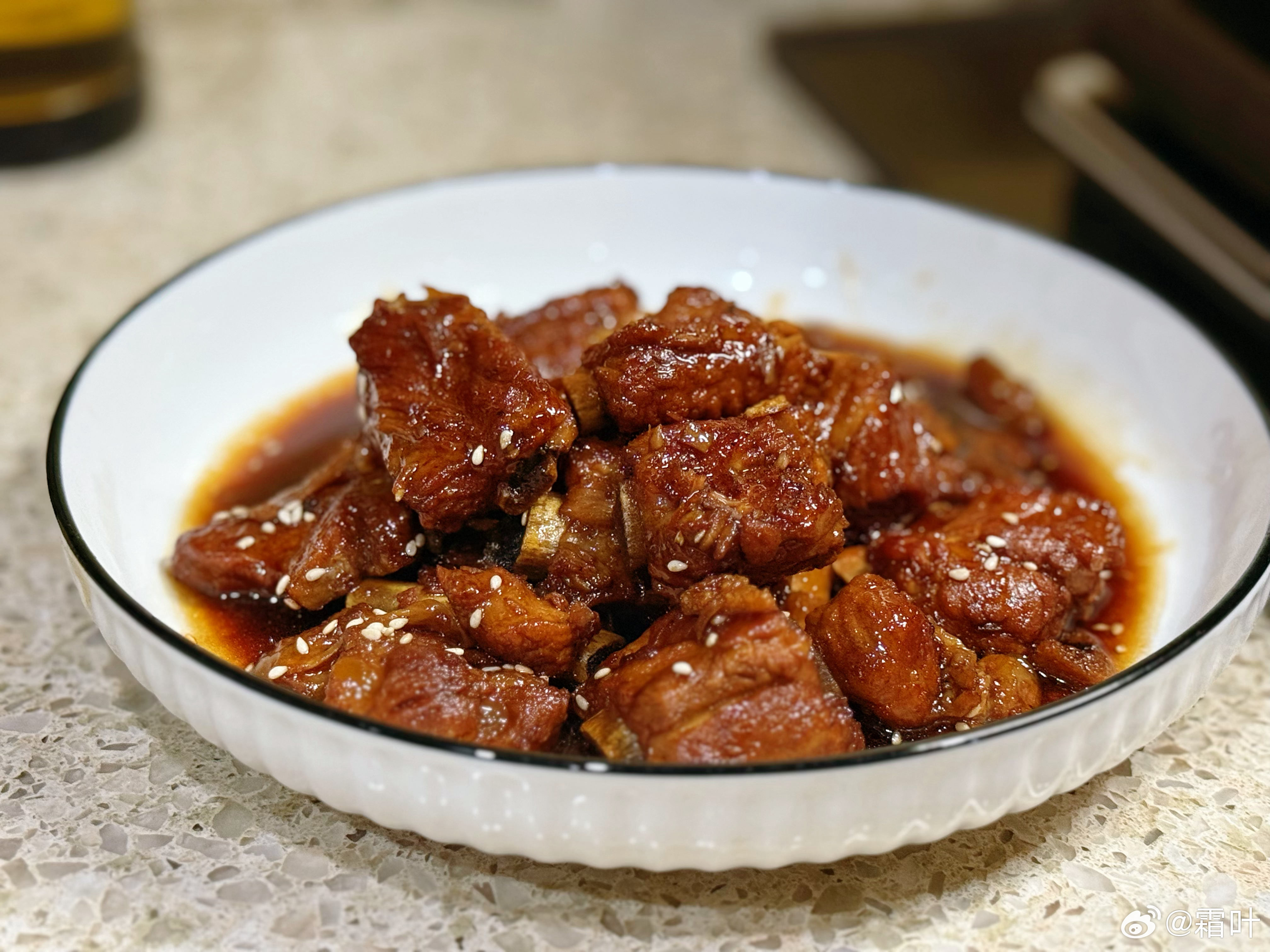 我已经过了爱吃糖醋排骨的年龄，这是孩子们的喜爱。父母与子女的爱就是一场精深的修行