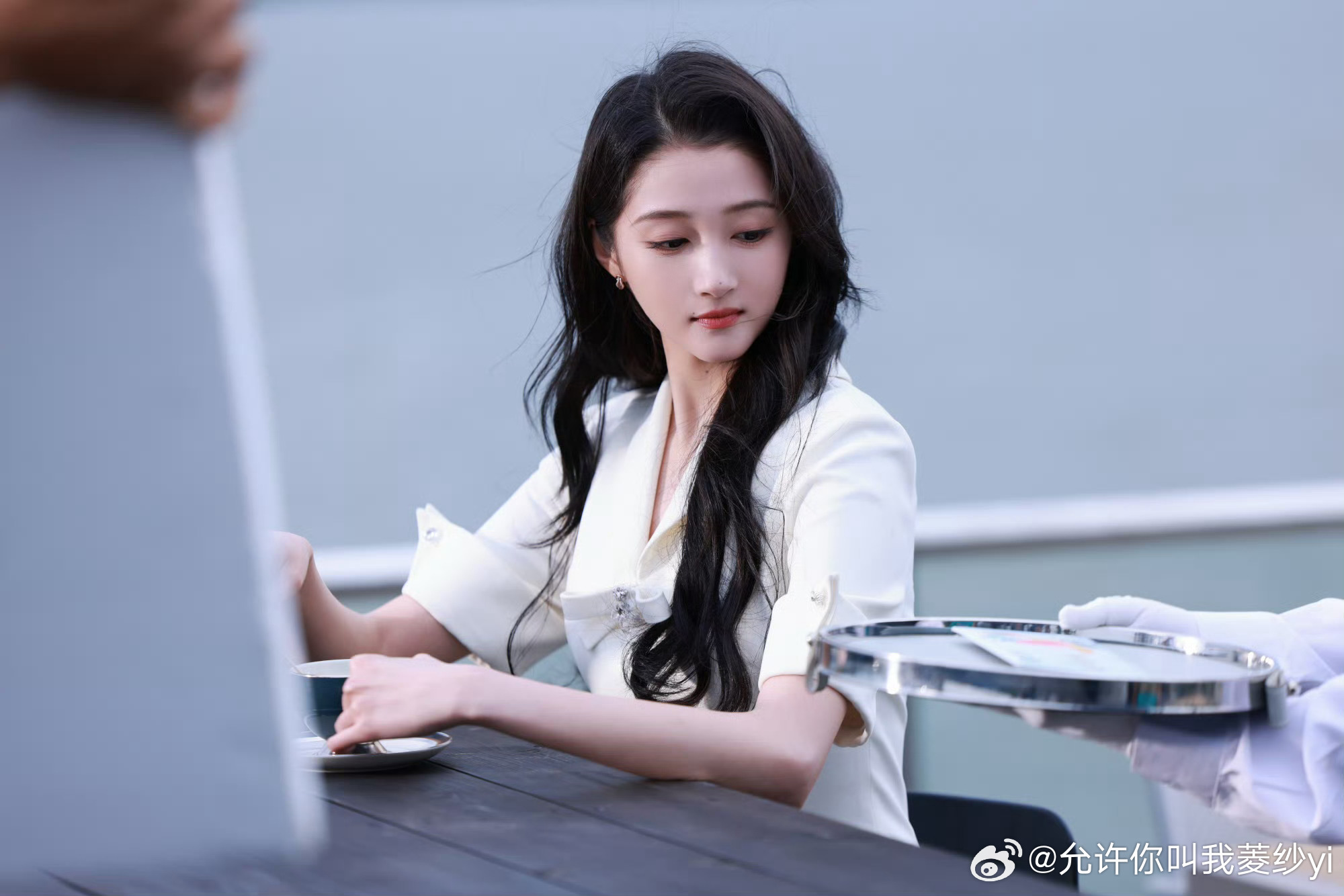 关晓彤[超话]gxt关晓彤红掌 gxt关晓彤孟露莎 “叶会落花会萎但我对你的爱意