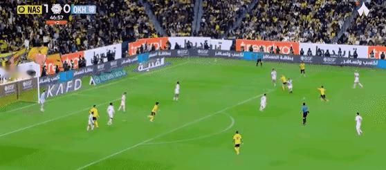 利雅得胜利超级巨星C罗真是太不可思议了！在今天进行的利雅得胜利和阿科多的比赛中，