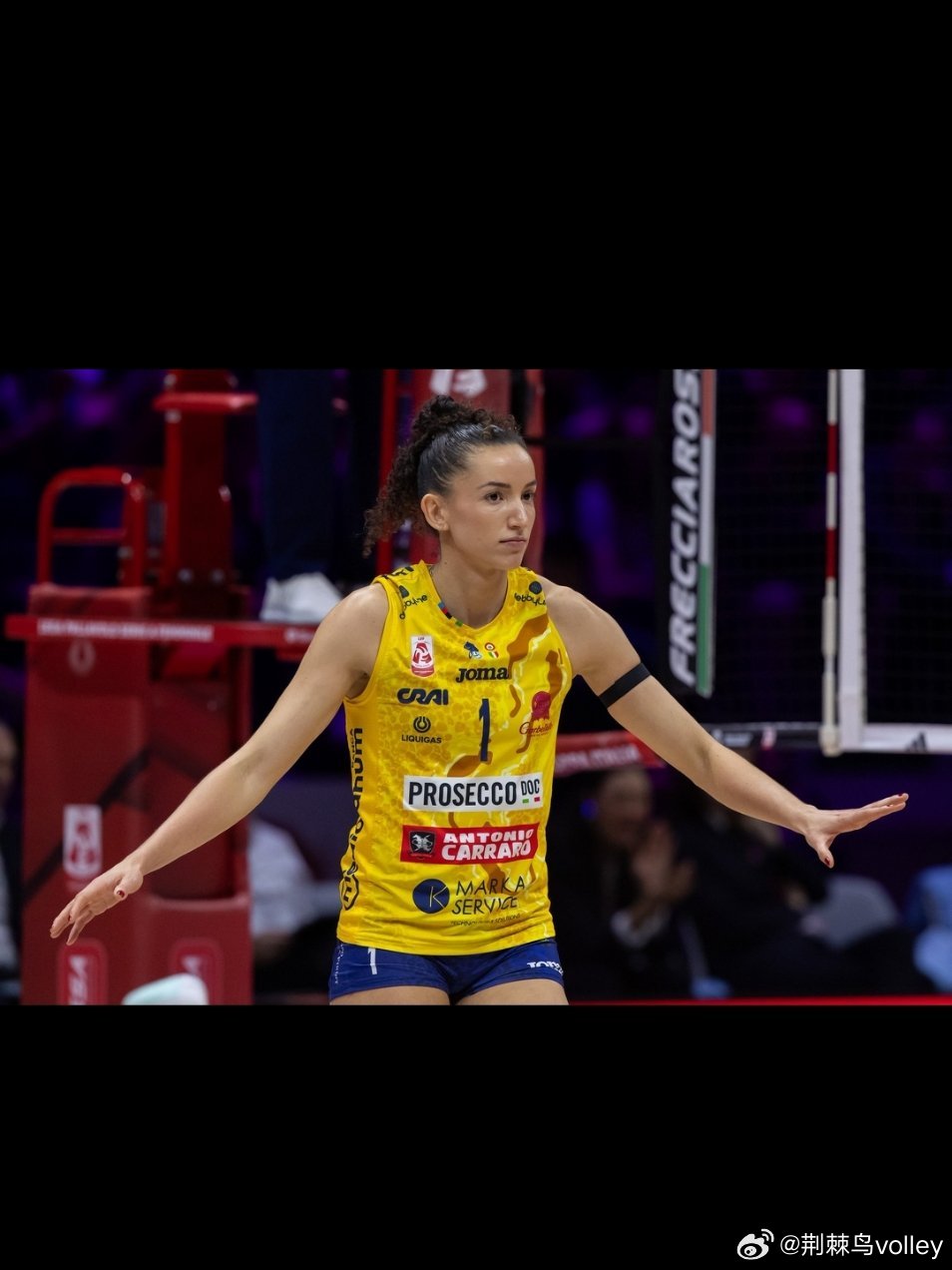 媒体曝加比将不会参加明天对阵布斯托的比赛。加比昨天在IG上曾发帖说：“请放心，我