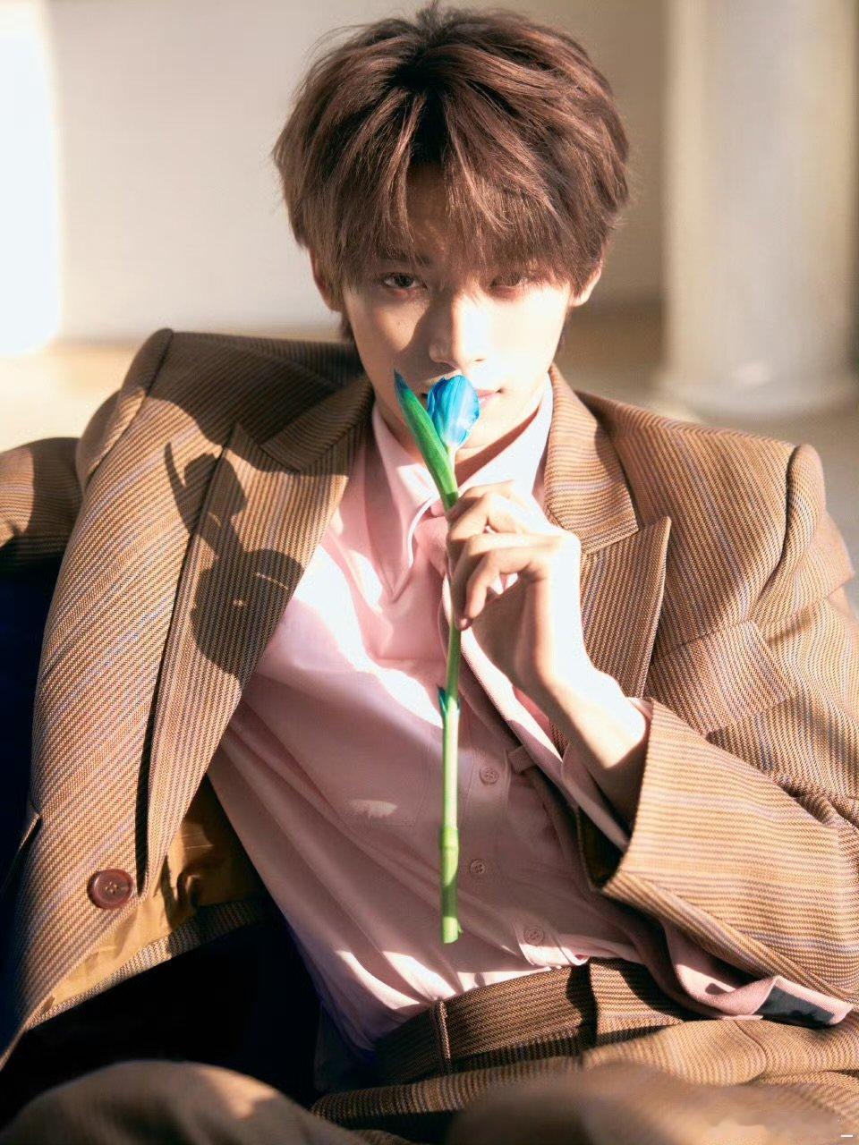 梓渝接下来也要和大家常见面 接下来的日子，也要和大家常见面 