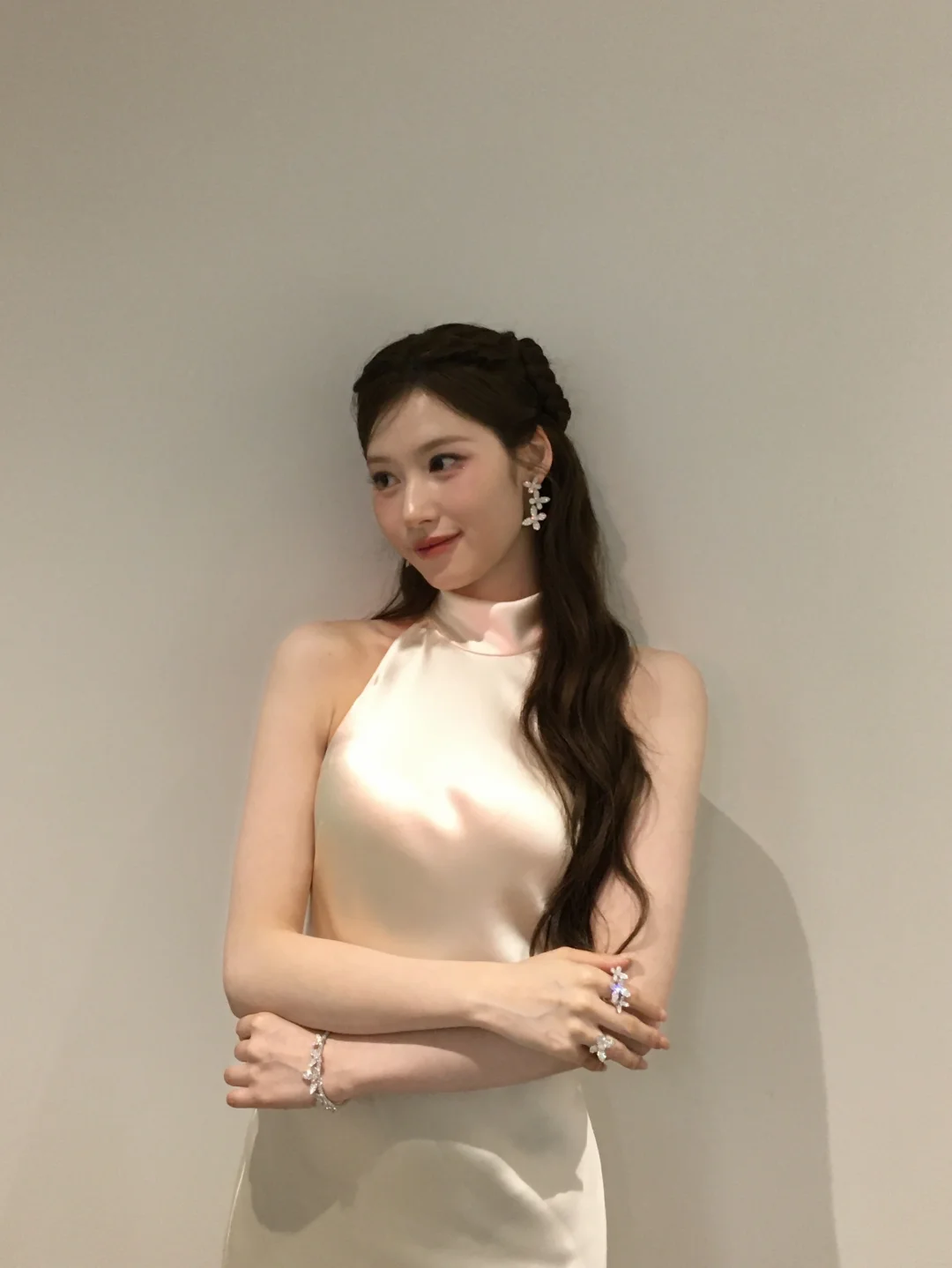 Sana ig更新 好温婉🤍