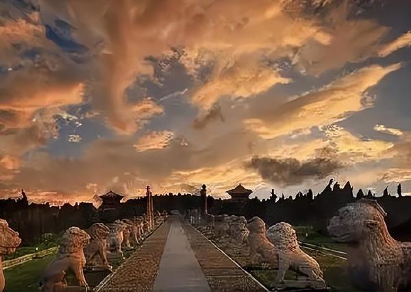 凤阳之战多惨烈？李自成、张献忠纵兵屠城，掘毁祖陵断龙脉。
 
这场发生在崇祯八年