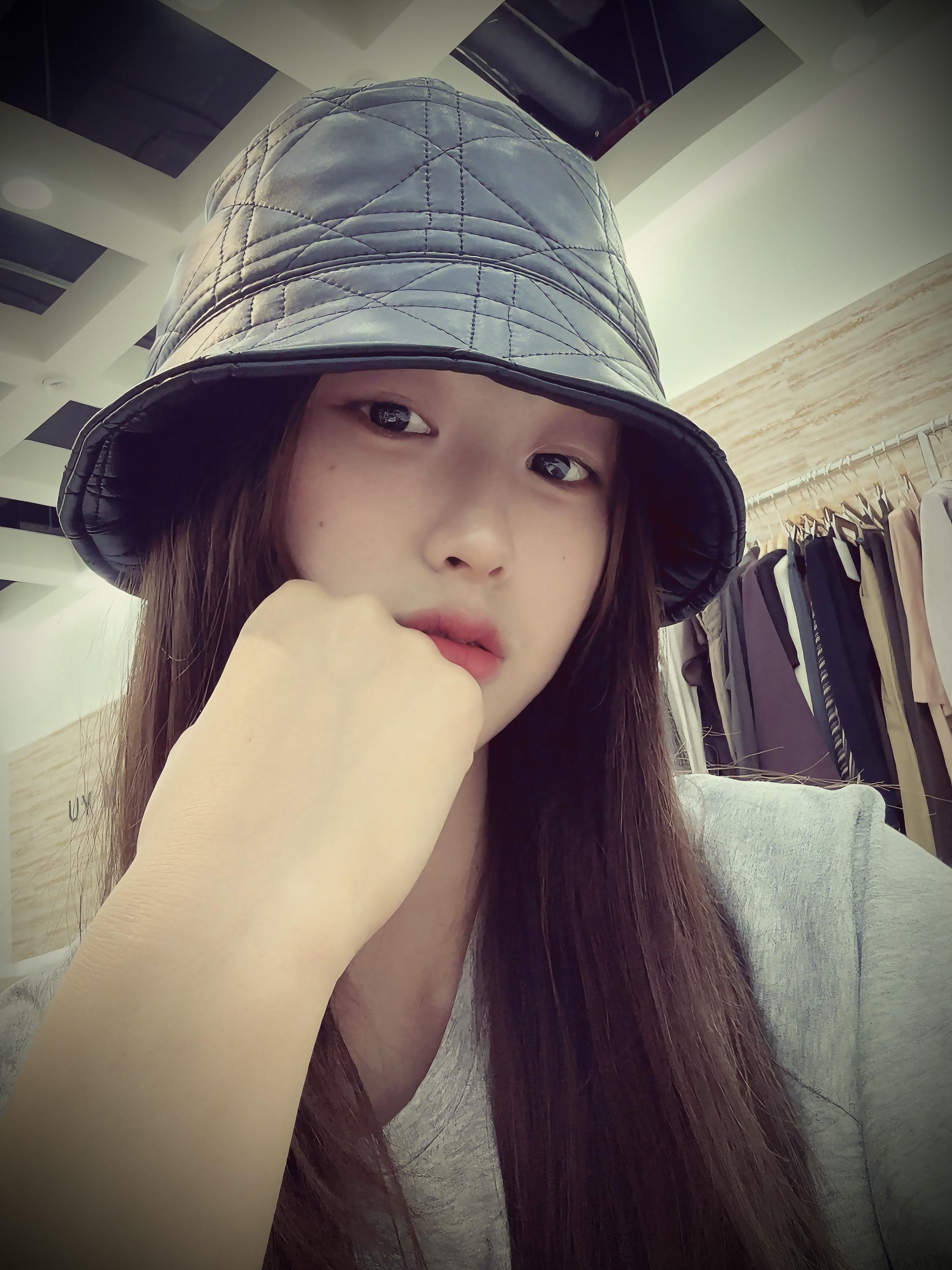 世人贪婪 总想两全 可这世间根本没有两全 人生百年不过是教人如何取舍