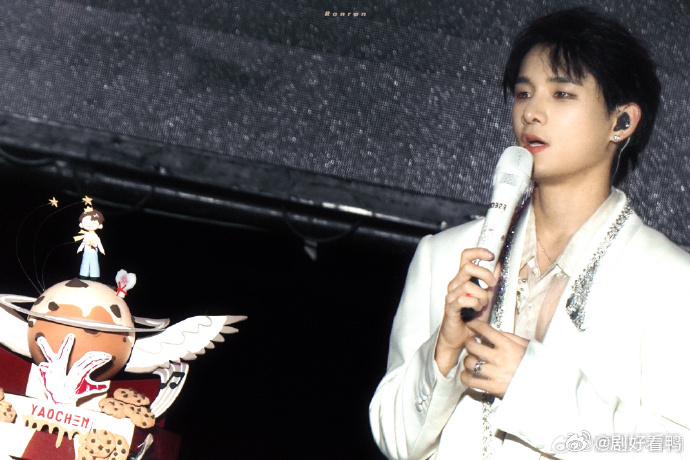 姚琛把粉丝喂得很饱 内娱天花板级宠粉非姚琛莫属！诚意、用心、细节全部拉满，每首歌