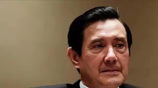 马英九的一句话，在两岸炸开。他说：“若大陆统一不和平、不民主，台湾人绝不接受”。