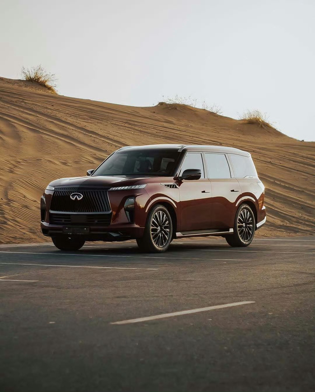 英菲尼迪 QX80 [色][色] ​​​