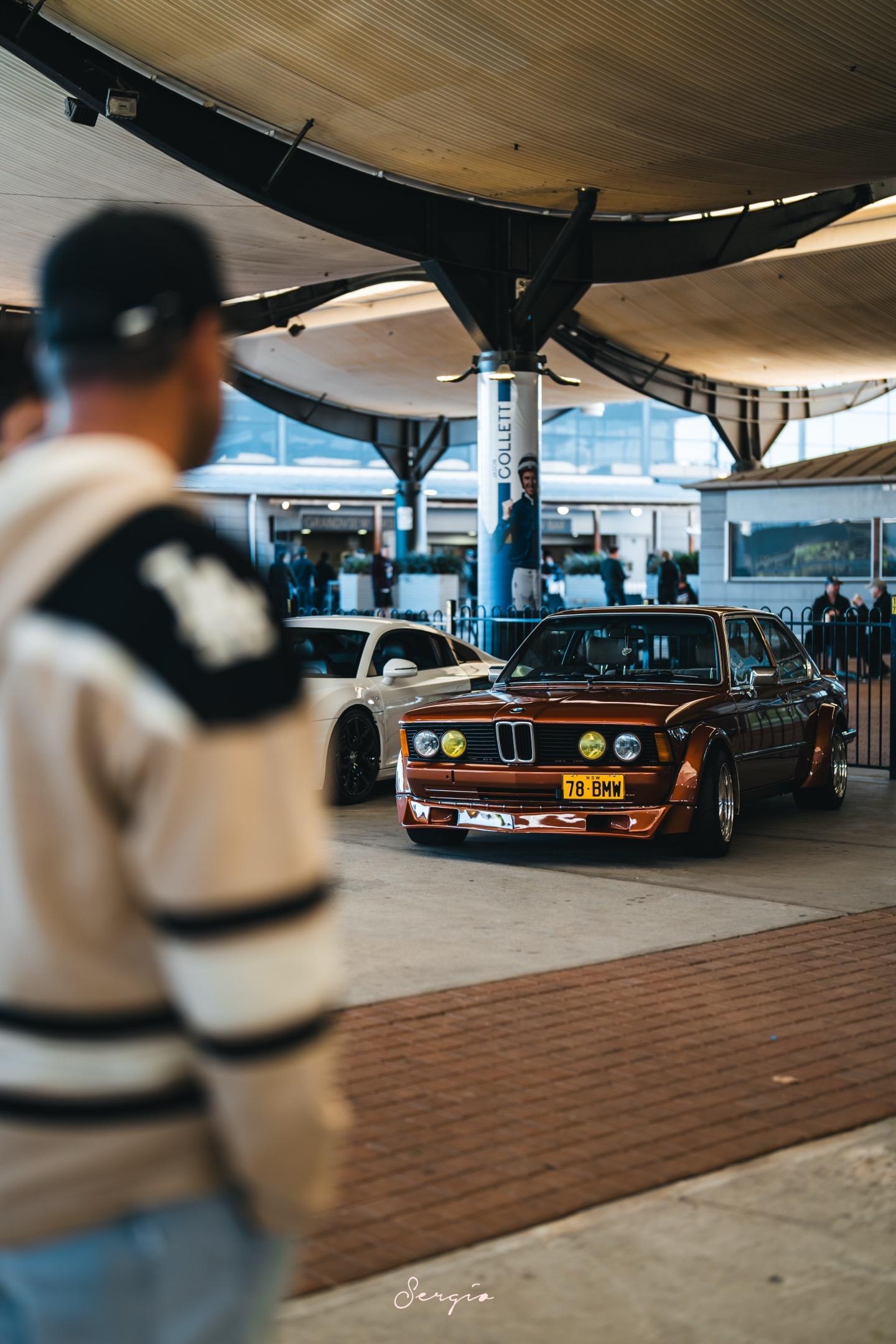 悉尼大周日早晨的Cars&Coffee.今天赶早跟着迈凯伦悉尼一起去了...